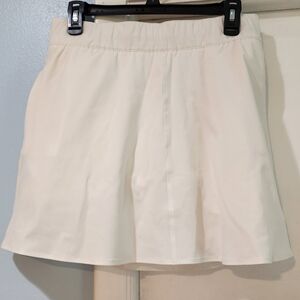 Women's Talbots White Skort, Size L